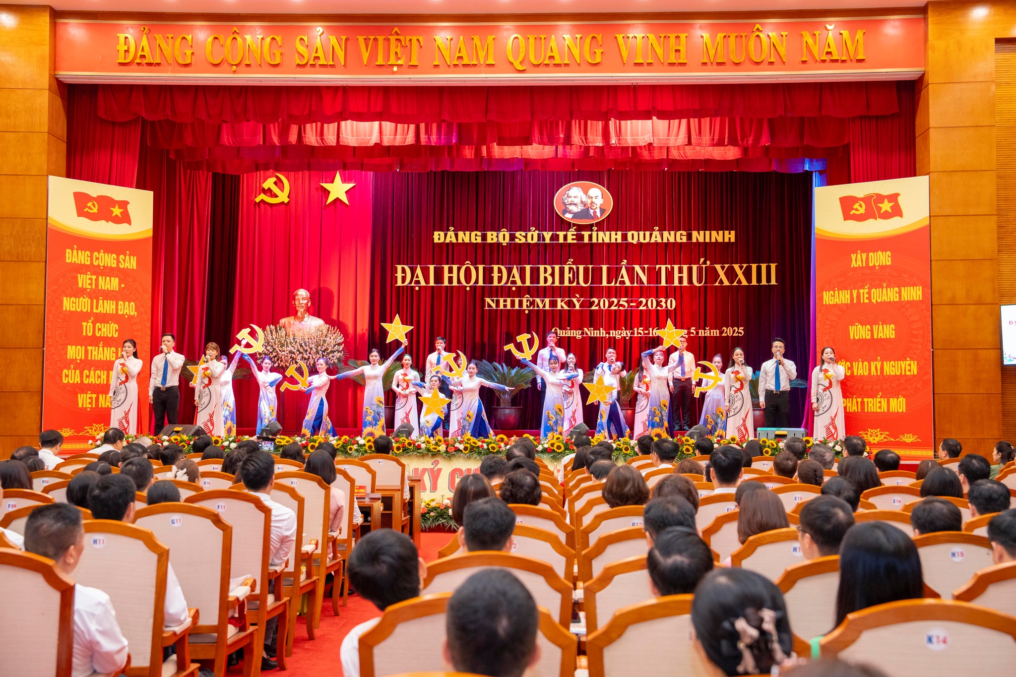 Hình ảnh này chưa có thuộc tính alt; tên tệp của nó là 497937296_1331769211961924_5163690628973043598_n.jpg