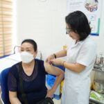 Tiêm chủng không chỉ dành cho trẻ nhỏ, người lớn cũng cần được bảo vệ!