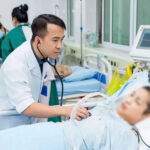 Bác sĩ Vũ Văn Huy – Hình ảnh đẹp của người thầy thuốc trẻ nơi tuyến đầu hồi sức cấp cứu