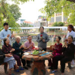 Ấm áp tình người nơi mái nhà chung