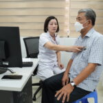CDC Quảng Ninh phối hợp tổ chức khám sức khỏe miễn phí cho người dân phường Hạ Long