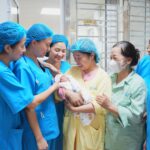 Giữ mức sinh thay thế: Không chỉ là câu chuyện của mỗi gia đình